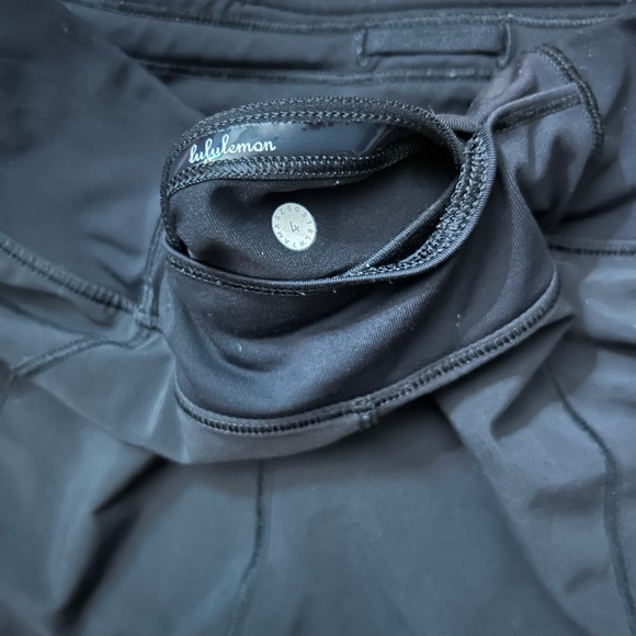 Lululemon Attack the Track Short | Size 4 | 4” inseam | Black - Picture 9 of 13